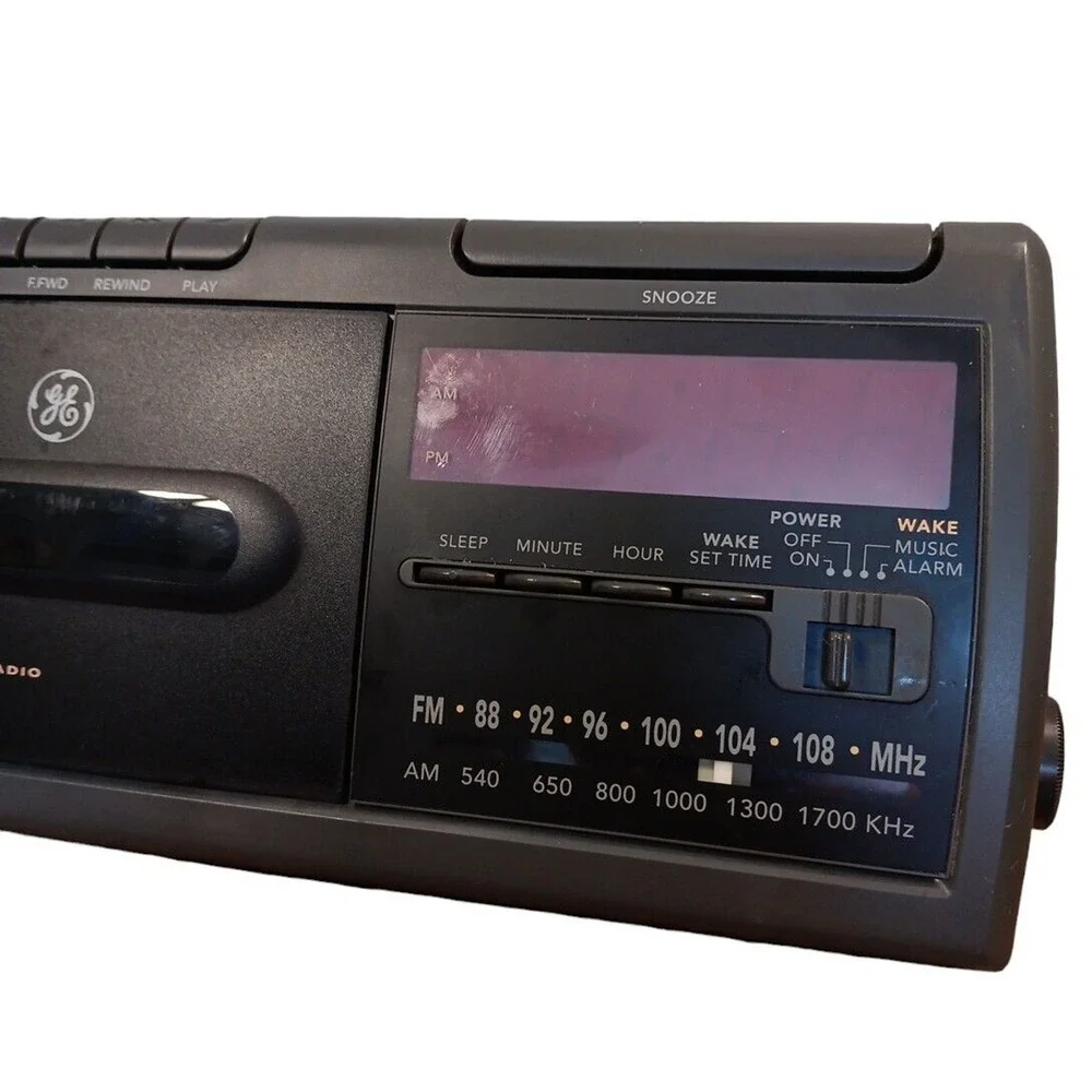 GE Cassette Clock Radio Alarm Clock 7-4936A Tape Deck Vtg TESTED & WORKS